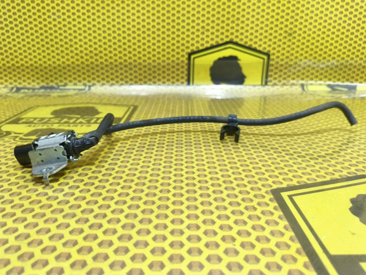 Клапан электромагнитный Nissan Murano 2011 149558J10A Z51 VQ35DE