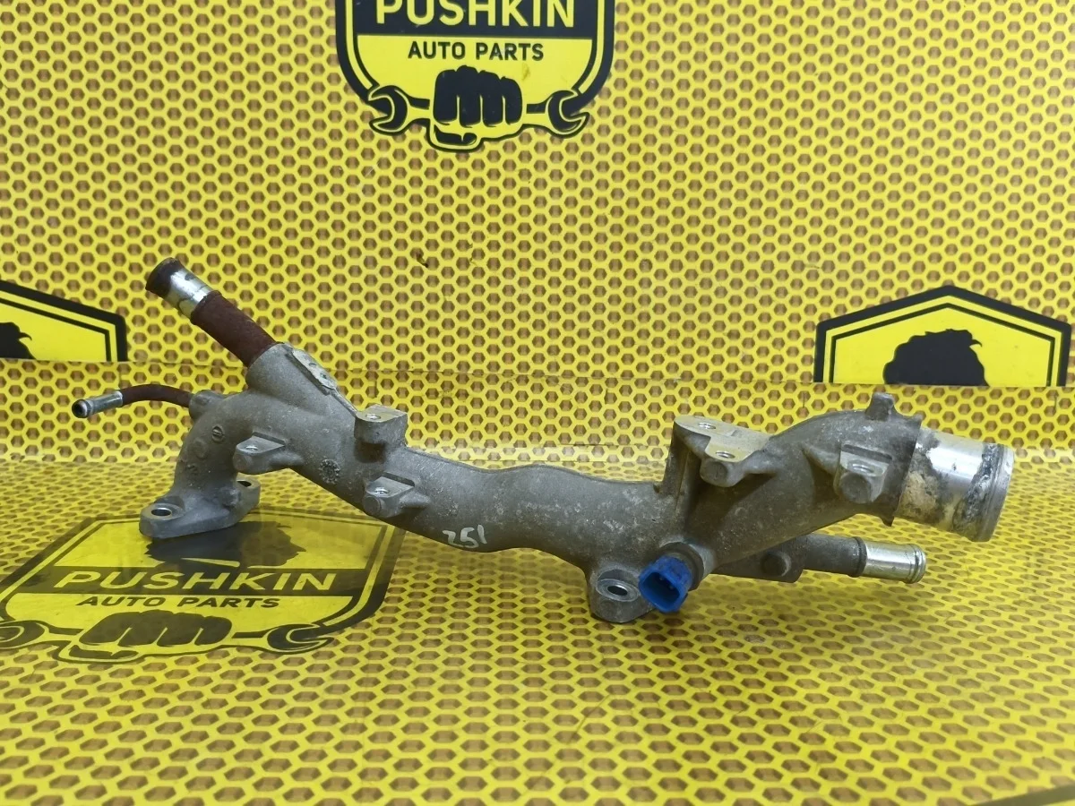 Трубка системы охлаждения Nissan Murano 2011 11060JA10A Z51 VQ35DE