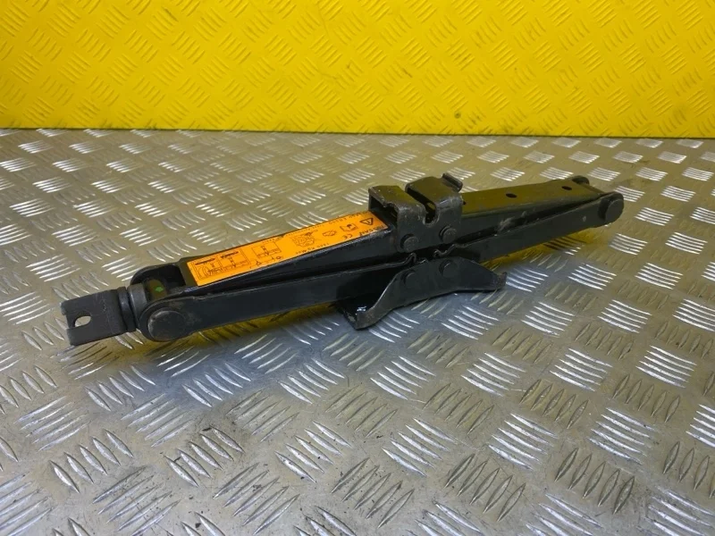 Домкрат Nissan Pathfinder (R51M) 2004-2013 2007 99550EB300 ВНЕДОРОЖНИК 2.5 D YD25DDTI