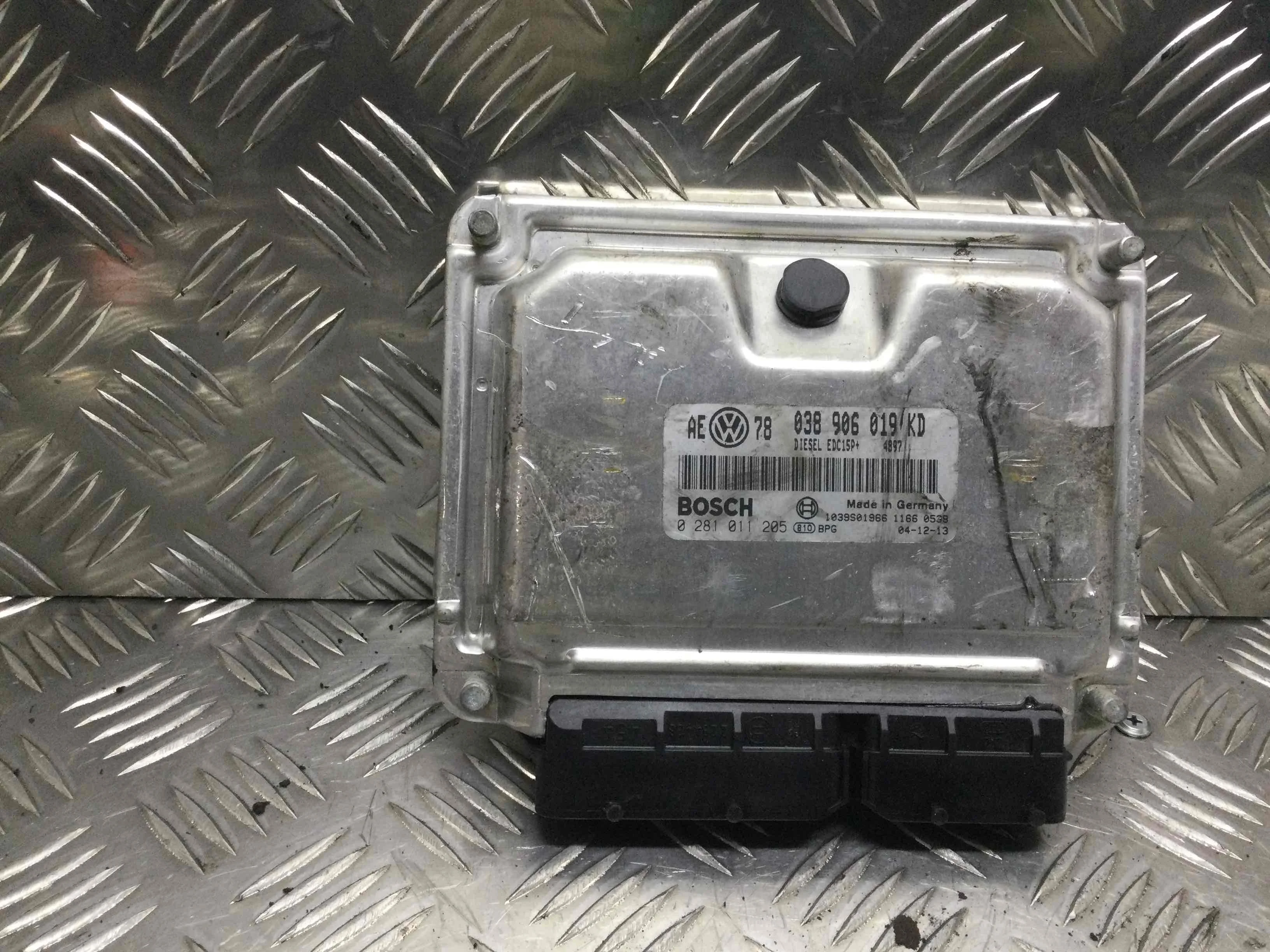 Блок управления двигателем Volkswagen Passat B5+ [рестайлинг] (2000-2005) дизель 1.9 TDI Автомат Универсал