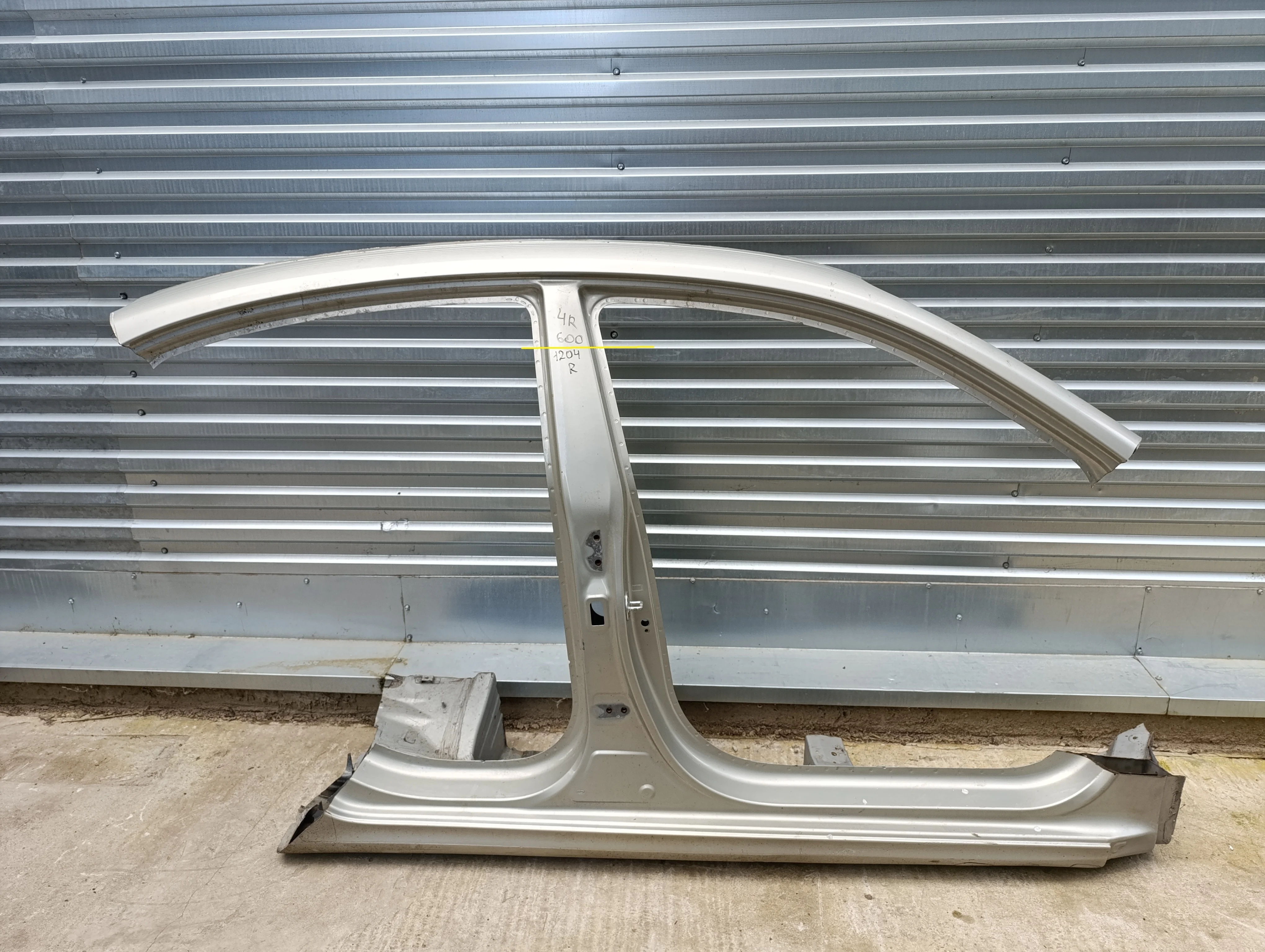 Порог со стойкой правый RIO 2017>