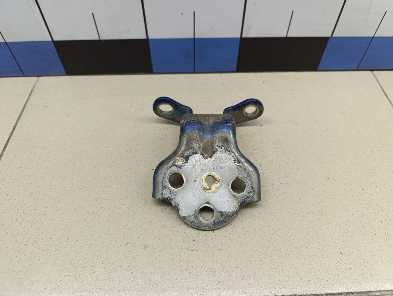 Петля двери передней Lacetti 2003-2013