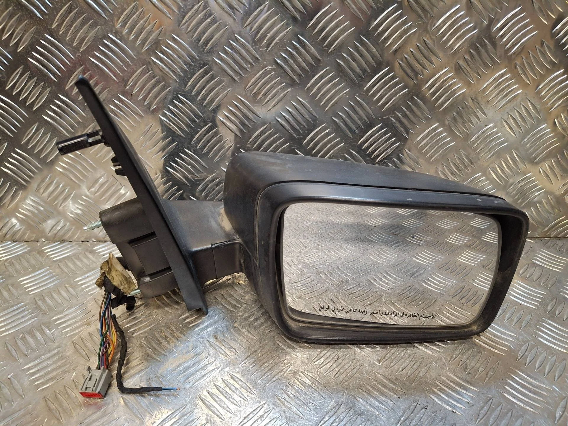 зеркало наружное правое Land Rover Freelander 2 L359  не крашен