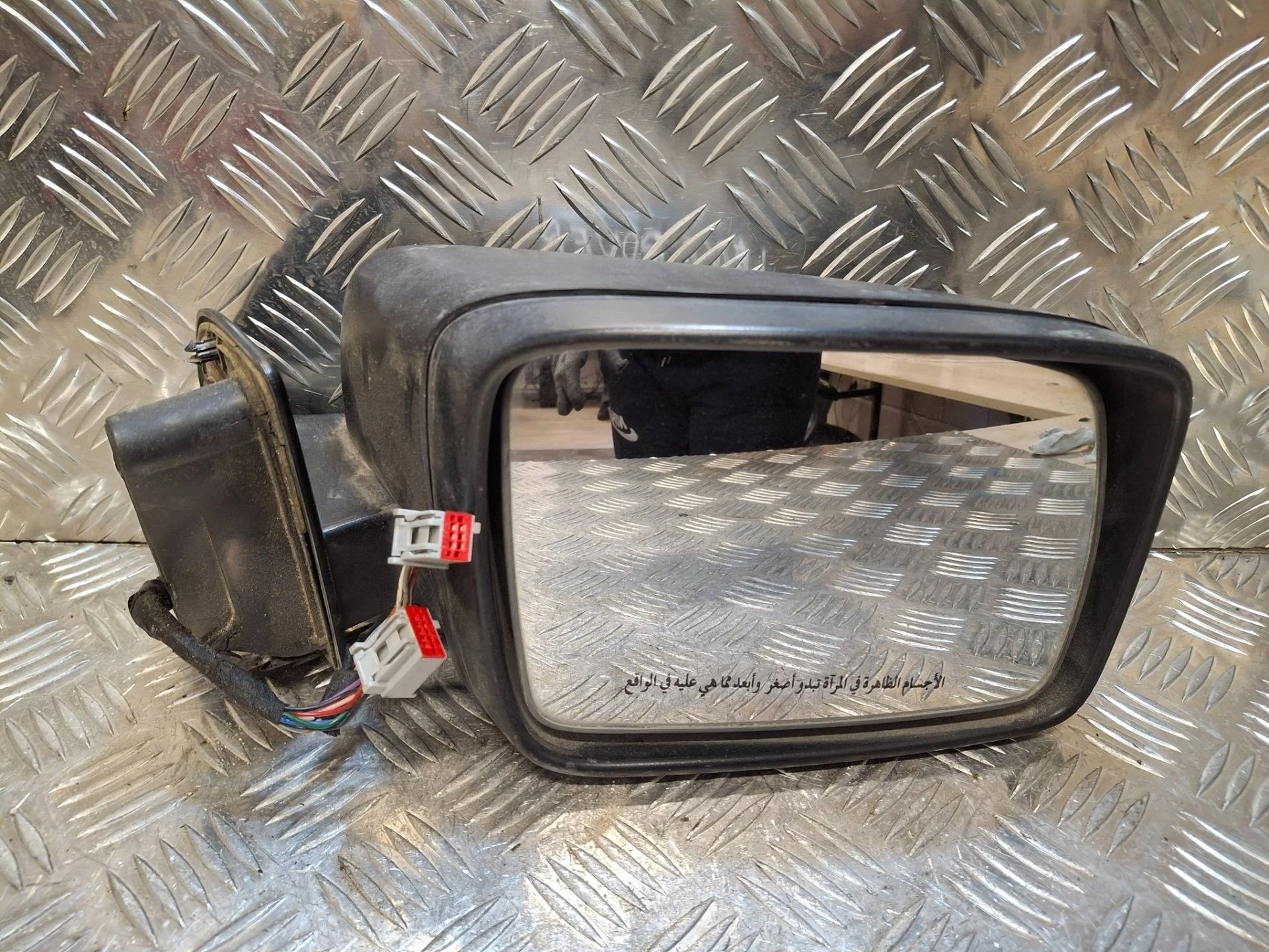 зеркало наружное правое Land Rover Discovery 3 L319  не крашен