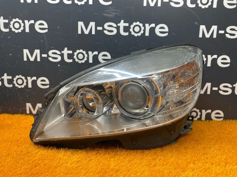 Фара Mercedes-Benz C-Class 2009 A2048203159 W204 271.950, левая