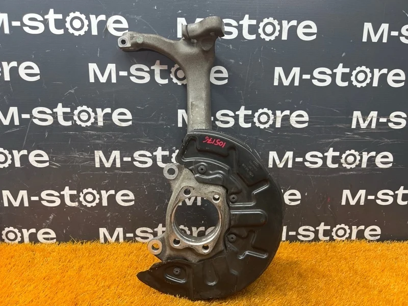 Кулак поворотный Audi A4 2005 8E0407254E B7/8E BGB, передний правый