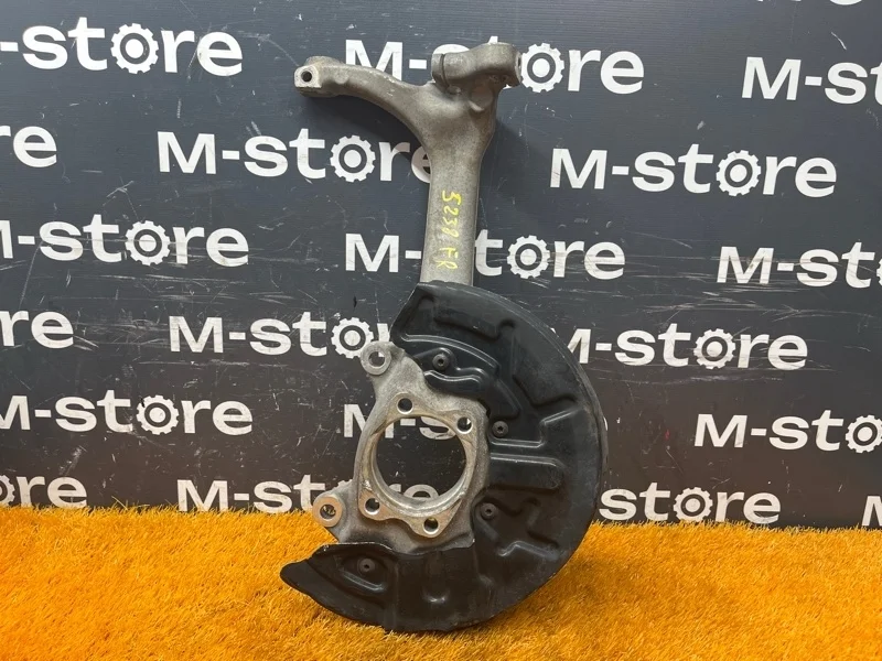 Кулак поворотный Audi A4 2007 8E0407254E B7/8E ALT, передний правый