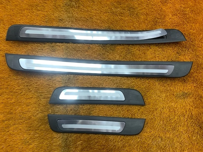 Накладка на порог салона Audi A4 2013 8K0853376 B8/8K CDN