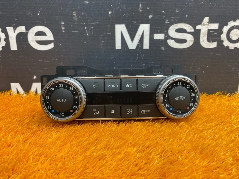 Блок управления климат-контролем Mercedes-Benz C-Class 2009 A2048305790 W204 271.950