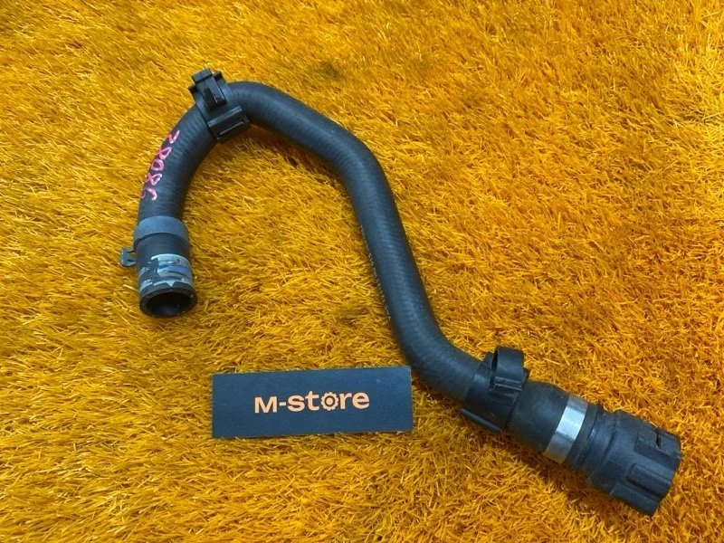 Патрубок отопителя Audi Q5 2010 8R0819376J 8R CDN