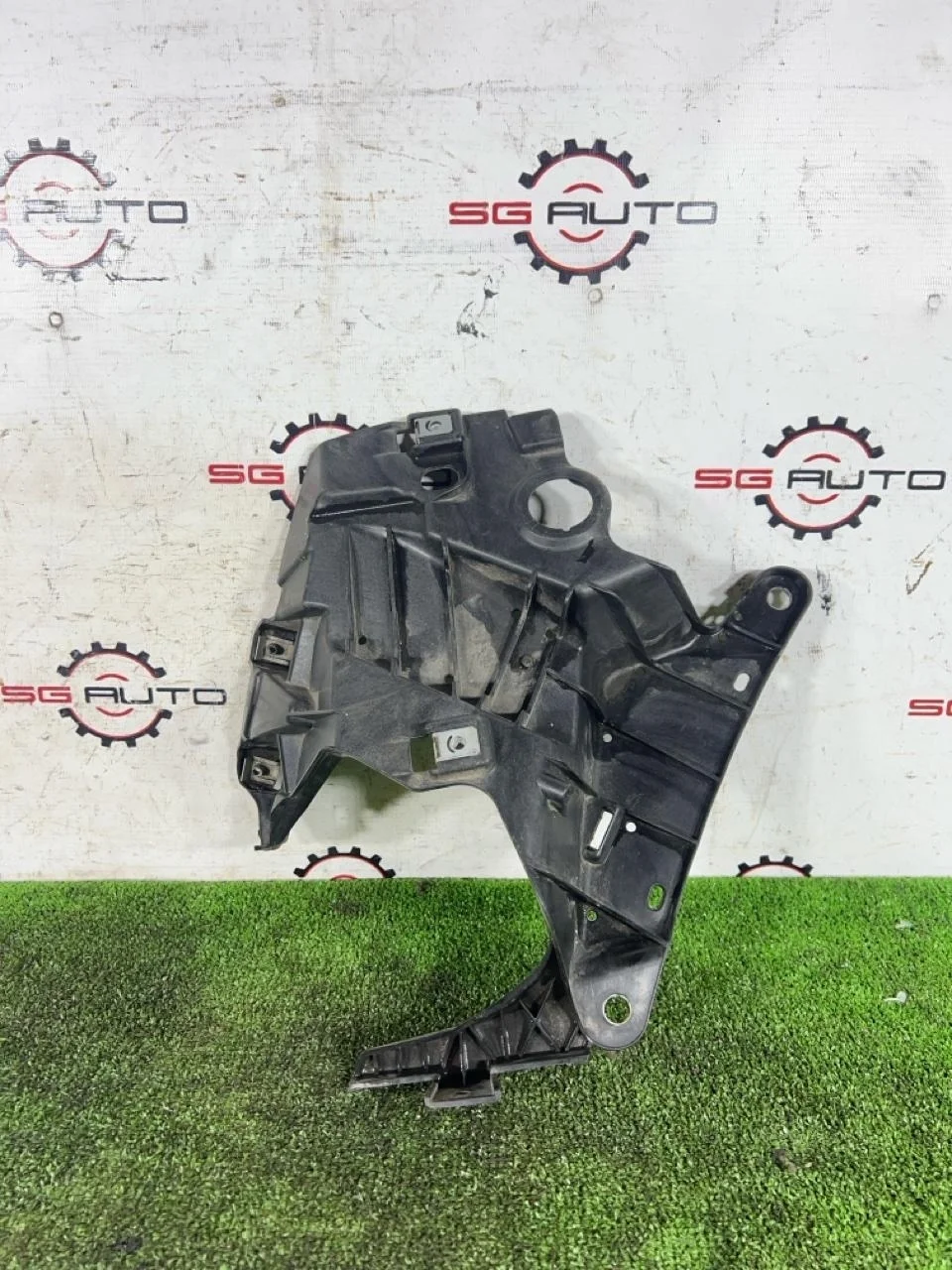 Крепление бампера Bmw X5 2015 F15