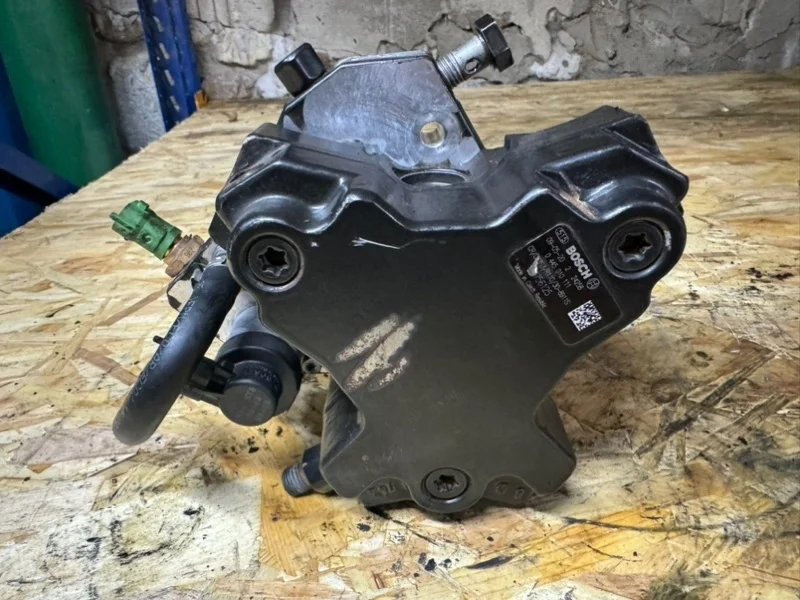 Топливный насос высокого давления Volvo XC90