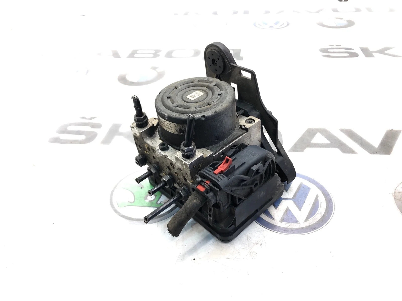 Блок ABS Skoda Octavia 5Q0614517QBEF A7 (5E)