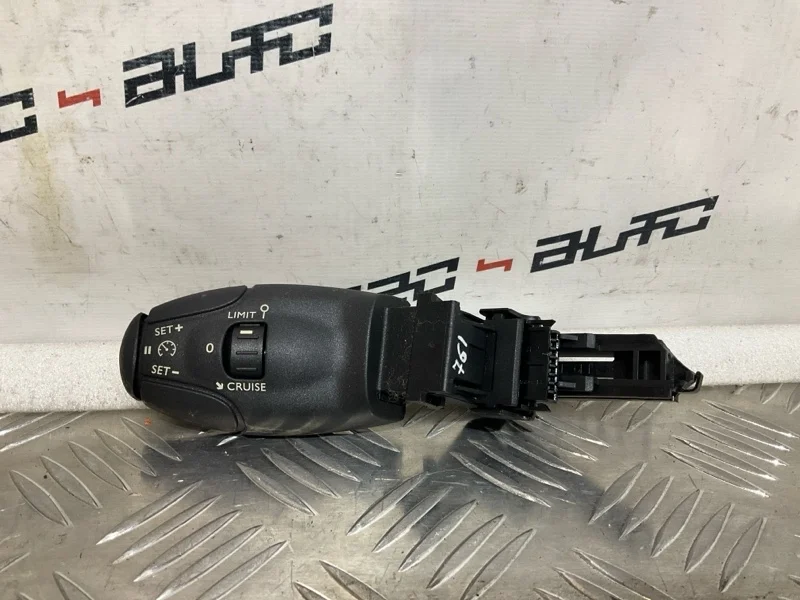 Кнопка круиз контроля Citroen C3 2011 96655861XT 1.6