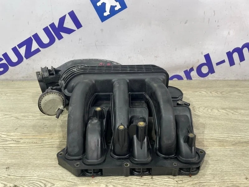 Коллектор впускной Nissan Pathfinder 2009 R51