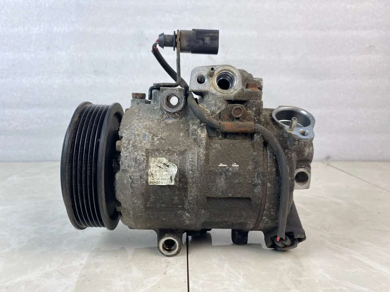 Компрессор кондиционера Skoda Fabia 2 2007-2015 6Q0820808E 1.2 BBM