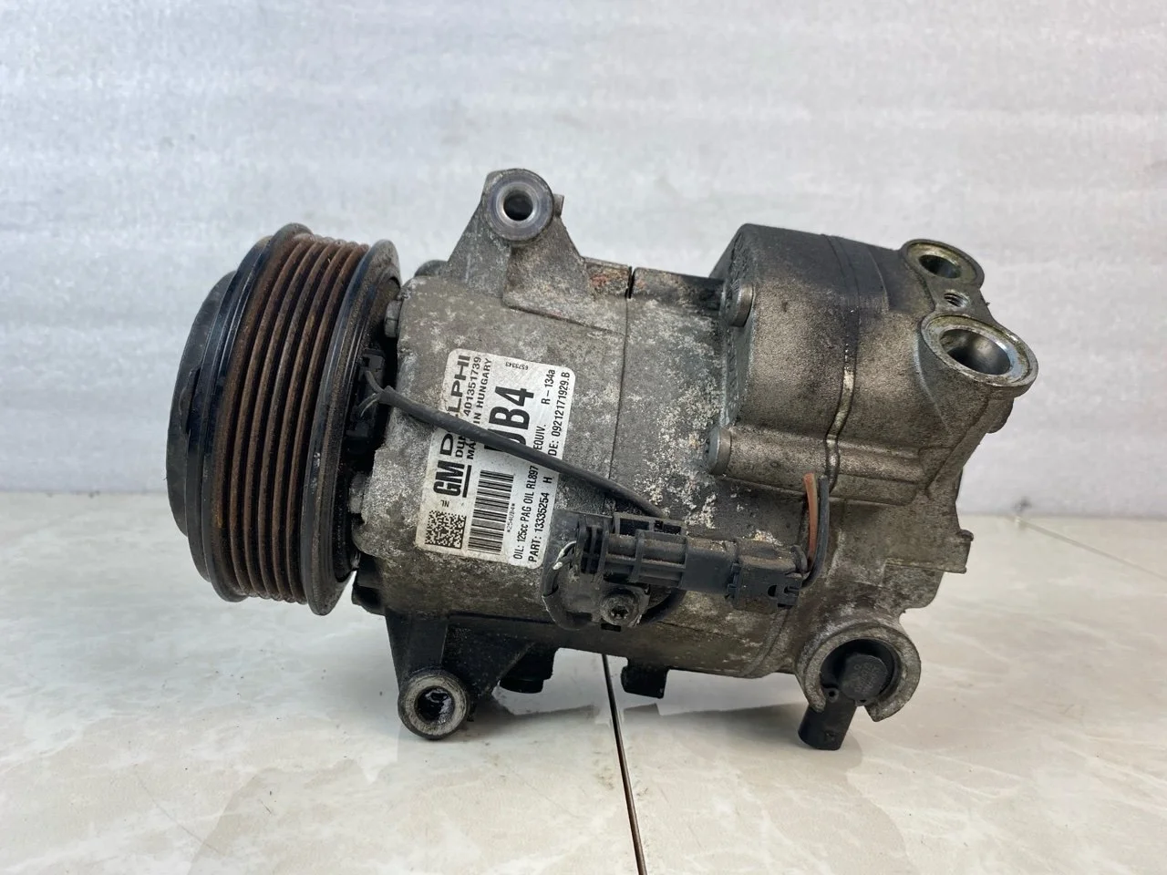 Компрессор кондиционера Opel Astra J 2009-2016 13335254 1.6 A16XER