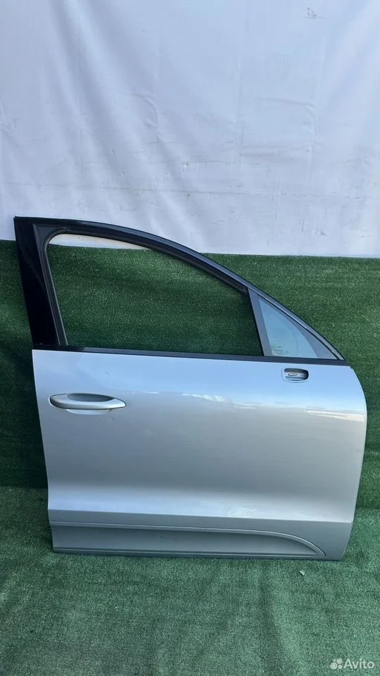 Дверь передняя правая porsche macan 95b