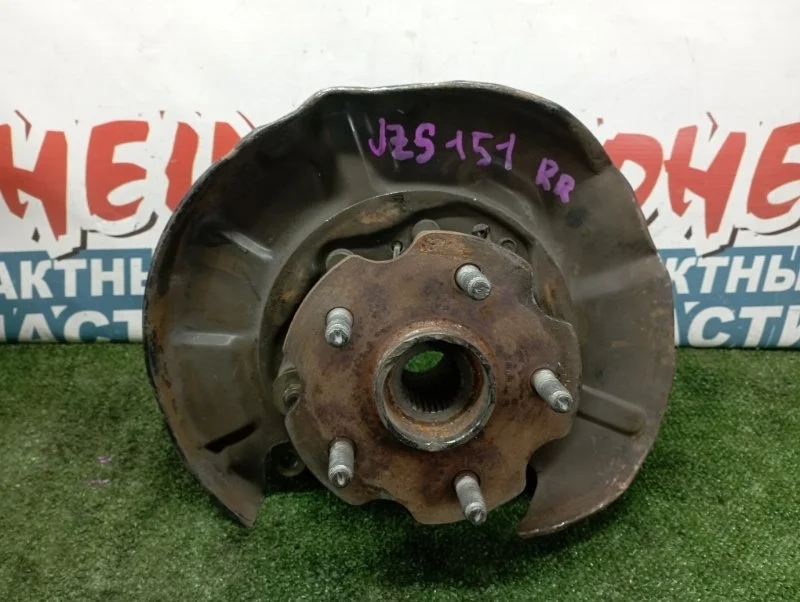 Ступица Toyota Crown 4230430040 JZS151 1JZ-GE, задняя правая