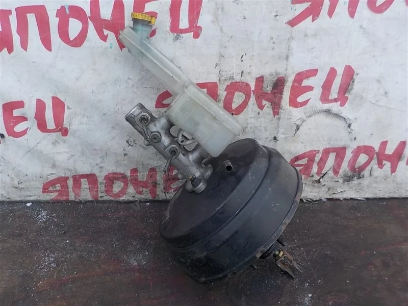 Главный тормозной цилиндр Nissan Serena 460104N011 TC24 QR20DE