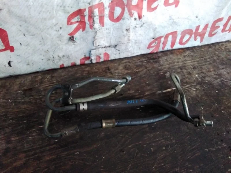 Шланг гидроусилителя руля Toyota Ist 4441052030 NCP60 2NZ-FE