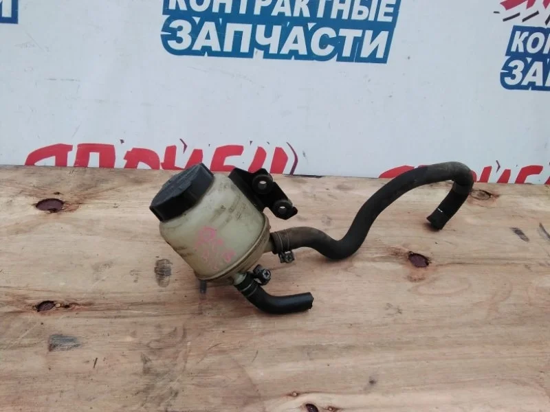 Бачок гидроусилителя Nissan Sunny 491804M403 FB15 QG15DE