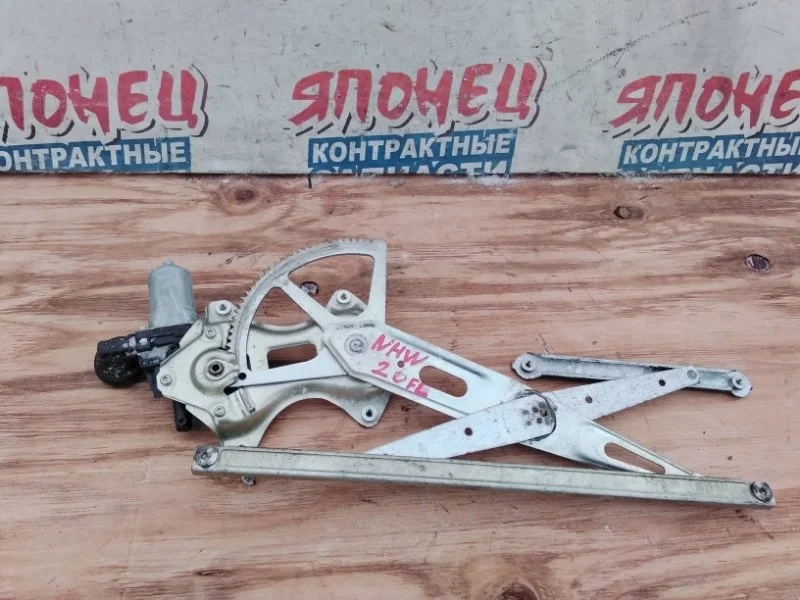 Стеклоподъемник Toyota Prius 8572058010 NHW20 1NZ-FXE, передний левый
