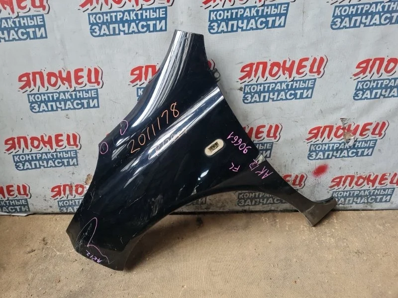 Крыло Nissan March 63101AX030 AK12 CR12DE, переднее левое