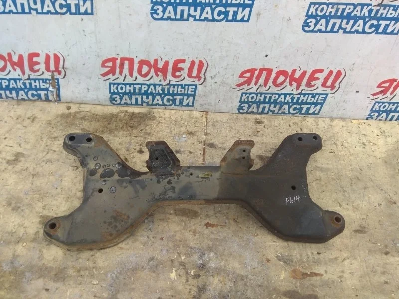 Балка Nissan Sunny 544010M010 FB14 GA15DE, передняя