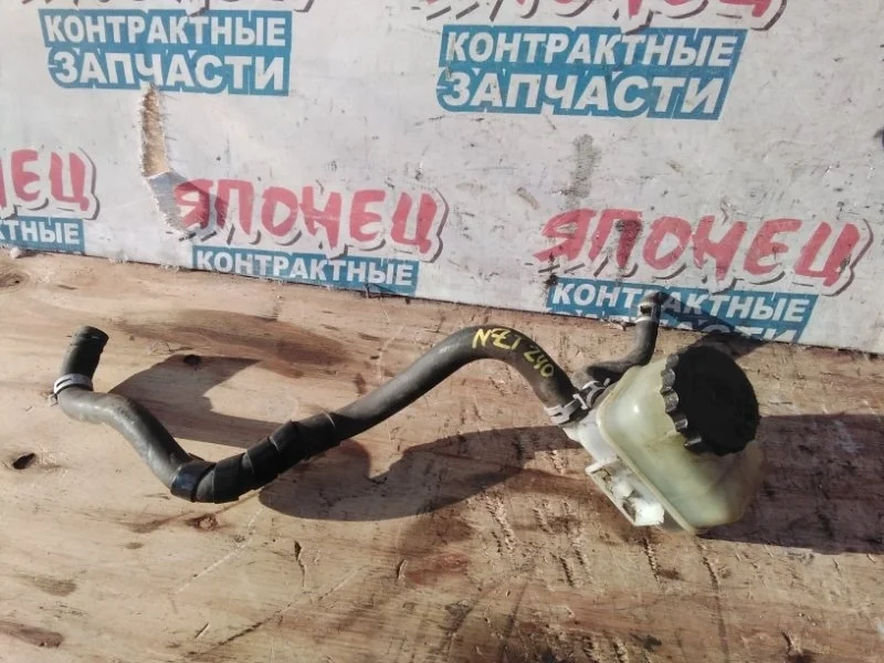 Бачок гидроусилителя Toyota Allion 4436020150 NZT240 1NZ-FE