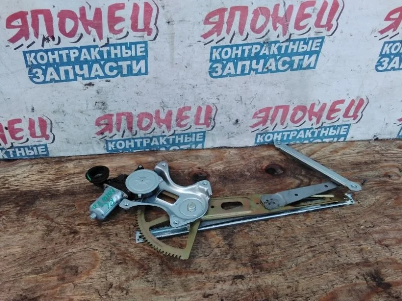 Стеклоподъемник Toyota Prius 8572058010 NHW20 1NZ-FXE, задний левый