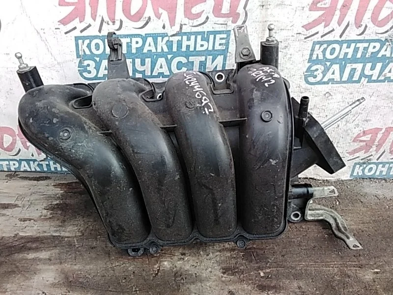 Коллектор впускной Toyota Corolla Fielder 1712037021 ZRE142 2ZR-FE