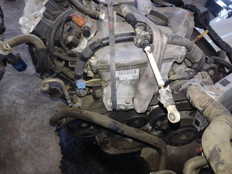 Двигатель Toyota Premio 2002 1900028150 AZT240 1AZ-FSE