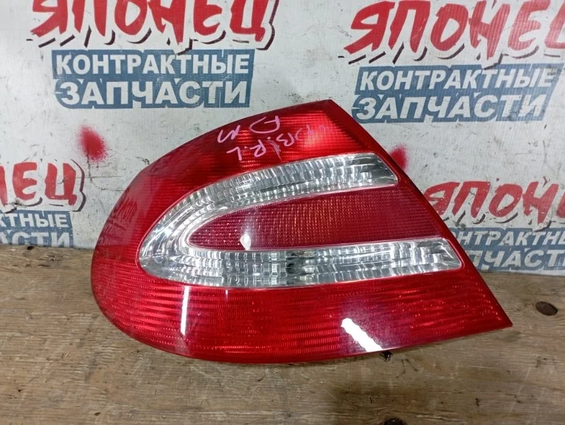 Стоп-сигнал Mercedes-Benz Clk240 A2098200164 C209, задний левый