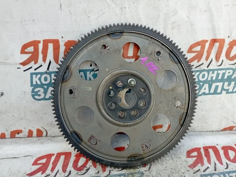 Маховик Toyota Voxy 3210128040 AZR65 1AZ-FSE
