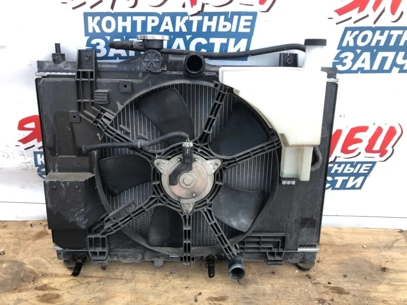 Радиатор основной Nissan Wingroad 21460ED000 Y12 HR15DE