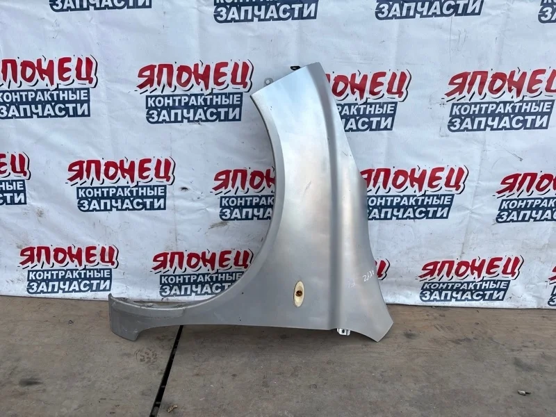 Крыло Nissan March 63101AX030 AK12 CR12DE, переднее левое