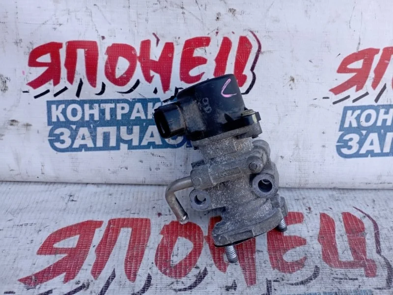 Клапан egr Toyota Noah 2562028100 AZR65 1AZ-FSE