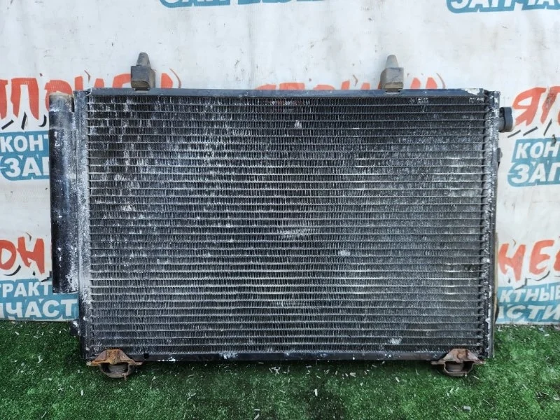Радиатор кондиционера Toyota Funcargo 8846052010 NCP25 1NZ-FE
