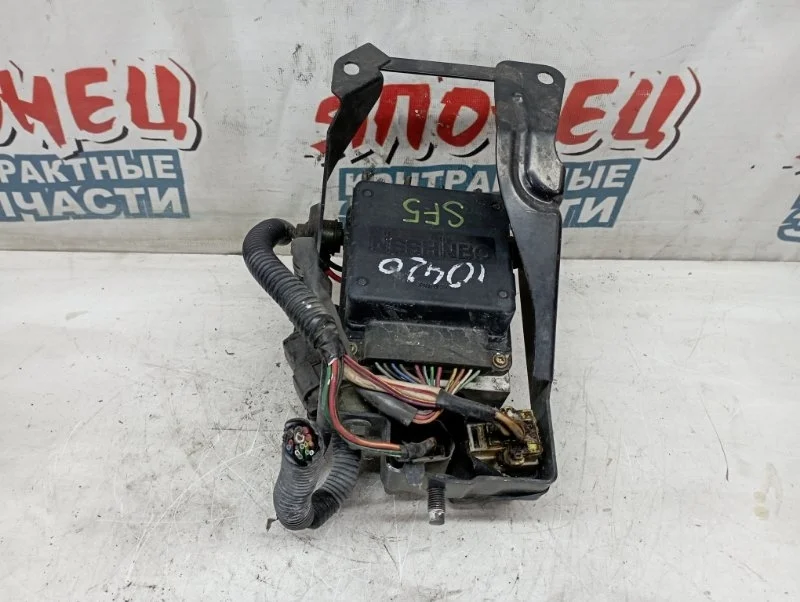 Блок abs Subaru Forester 27539FC000 SF5 EJ202