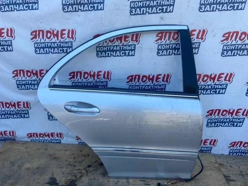 Дверь Mercedes-Benz C-Class A2037300805 W203 M271KE18ML, задняя правая