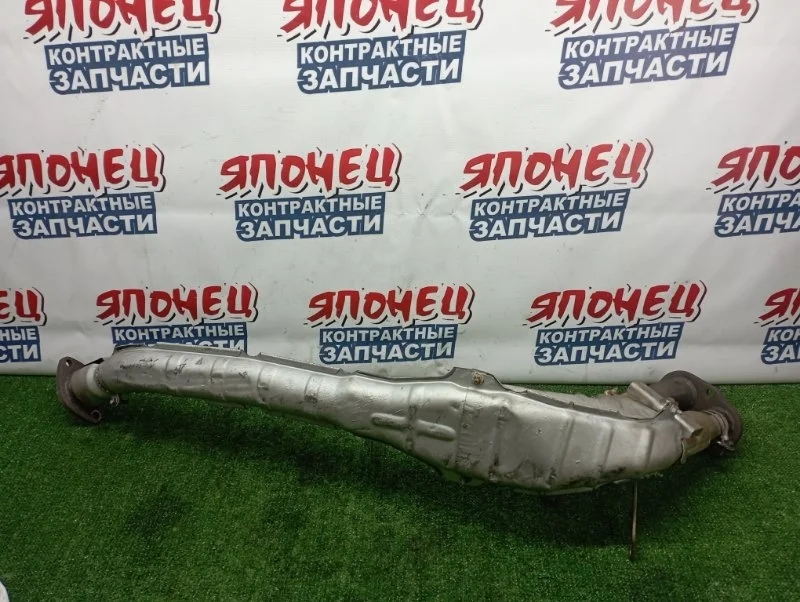 Приемная труба Toyota Mark Ii 1741070230 GX90 1G-FE