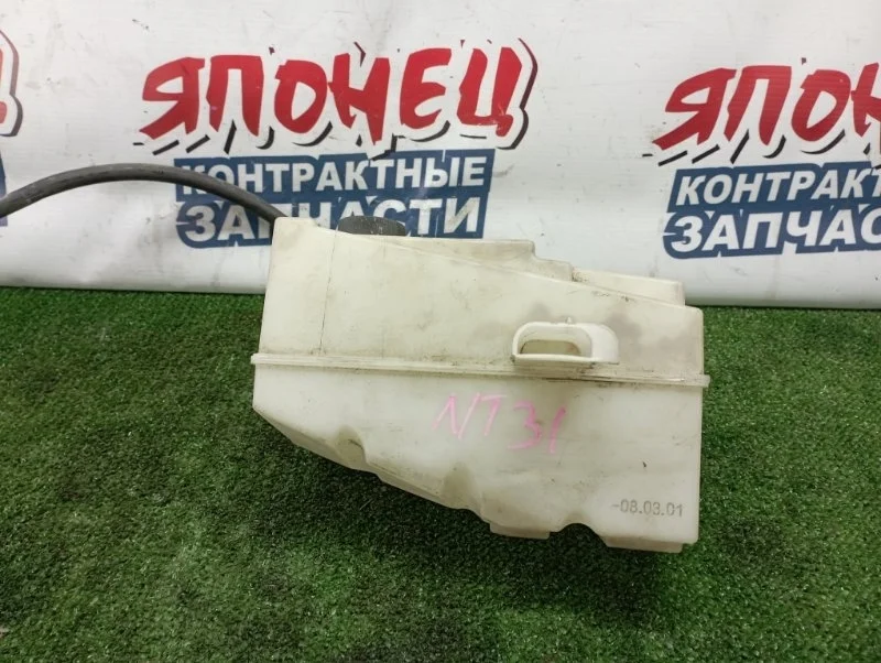 Бачок расширительный Nissan X-Trail 21711JG000 NT31 MR20DE