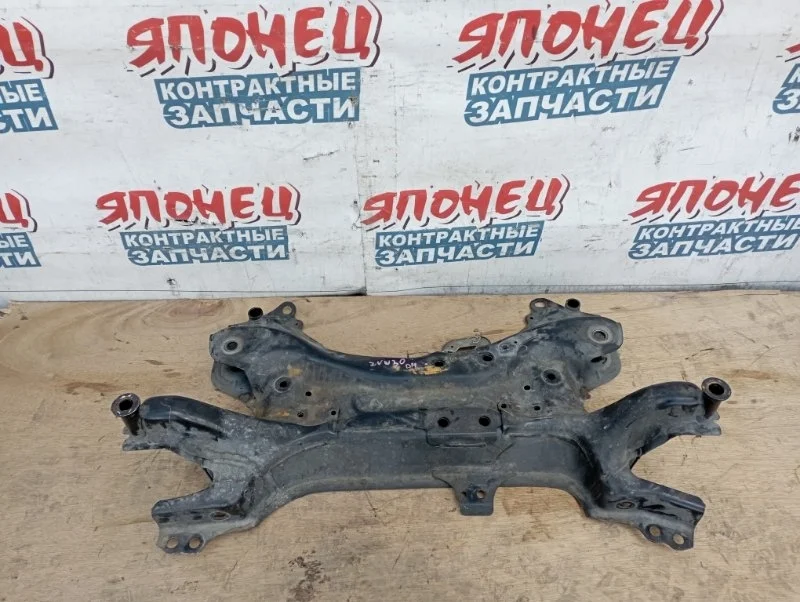 Балка Toyota Prius 5120112441 ZVW30 2ZR-FXE, передняя