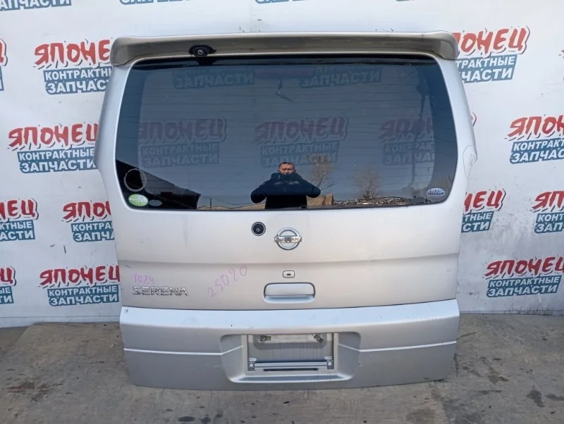 Дверь багажника Nissan Serena K0100CX0MM TC24 QR20DE