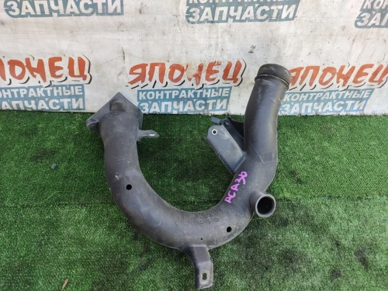 Воздухозаборник Toyota Rav4 1775128060 ACA30 1AZ-FSE