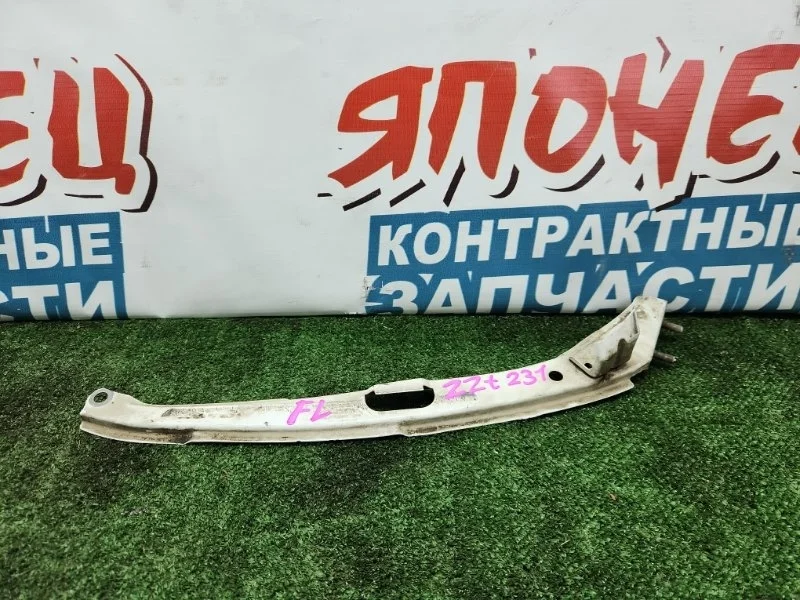Планка под фару Toyota Celica 2003 5211720110 ZZT231 1ZZ-FE, передняя левая