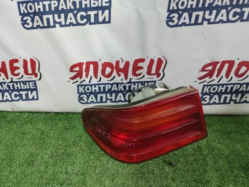 Стоп-сигнал Mercedes-Benz E-Class A2108204364 W210 M111E20, задний левый