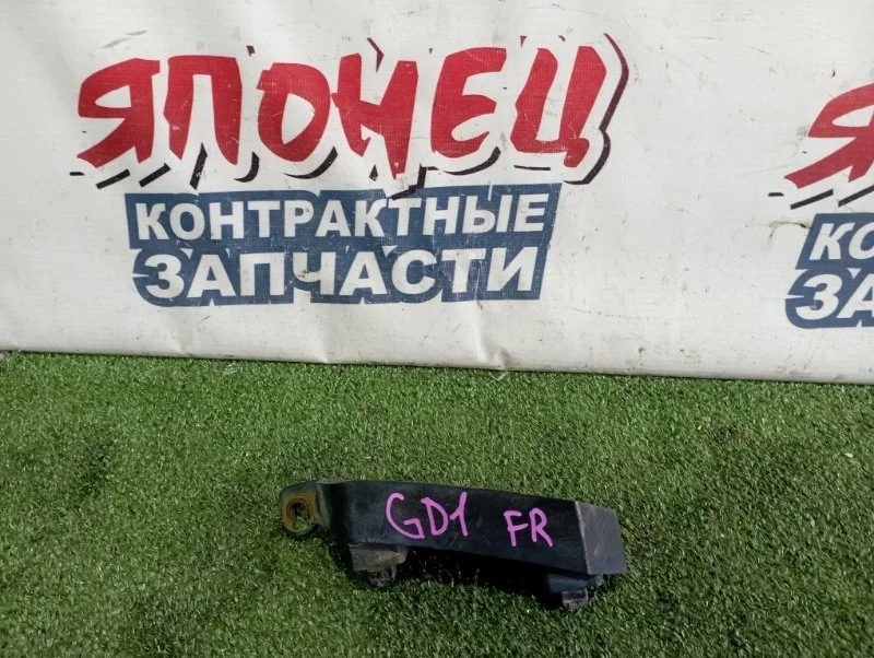 Крепление бампера Honda Fit 71193SAA003 GD1 L13A, переднее правое