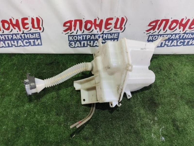 Бачок стеклоомывателя Toyota Estima 8531528230 ACR50 2AZ-FE